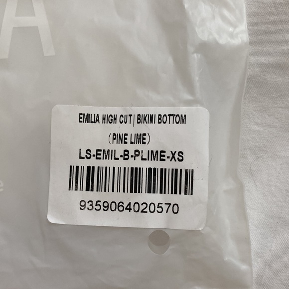 LaHana swim xs Emilia high cut bikini bottom in pine lime never worn with tags - Picture 11 of 13